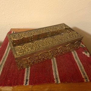 Vintage Gold Tone Filigree Vanity Kleenex, Tissue Holder Box